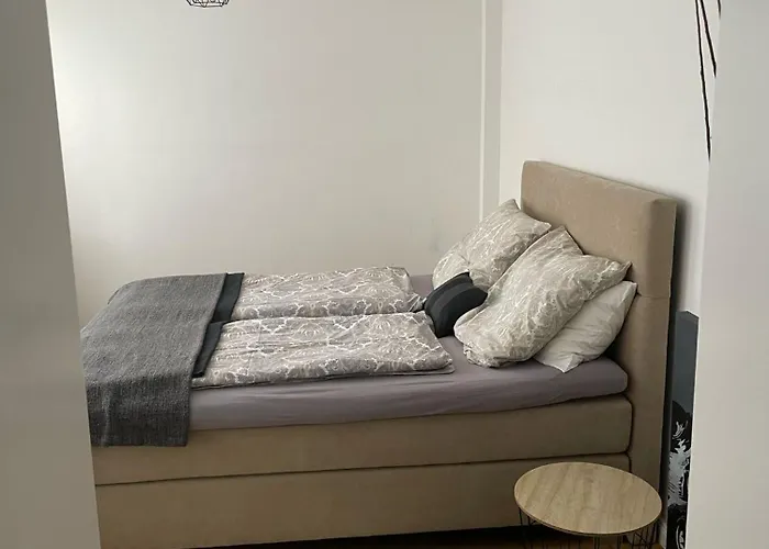 Eine Kleine Gemuetliche Wohnung